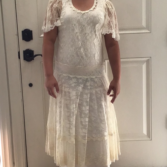 Gilberti Vintage Dress with Lace Overlay - Fits size 4/6 - Picture 1 of 6